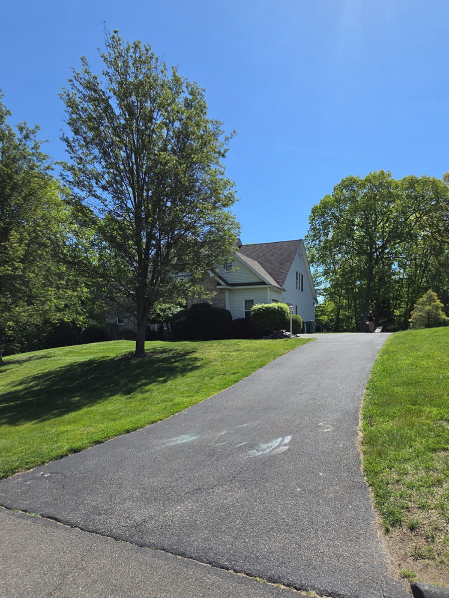 before-sealcoating-in-seymour