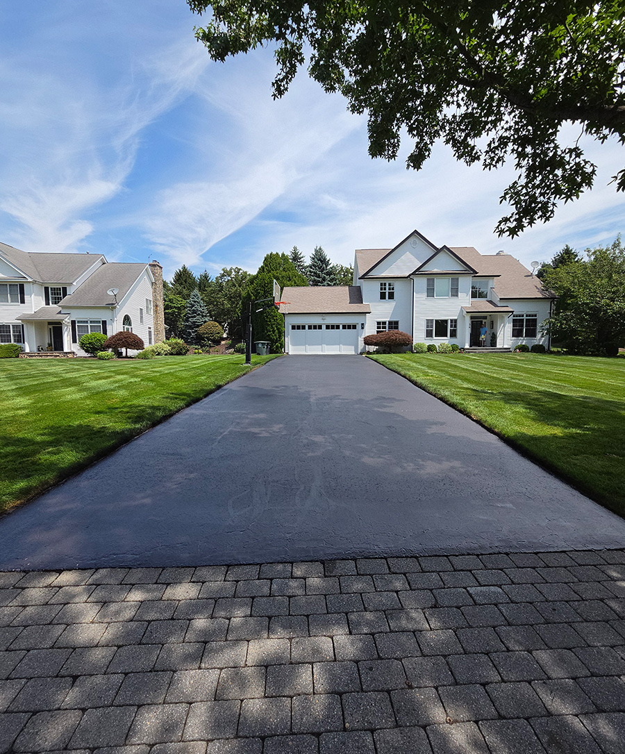 sealcoated-residential-driveway